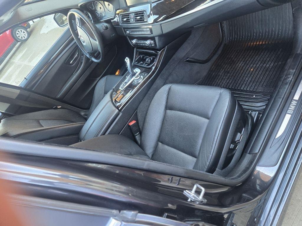 BMW 5-Series  2012