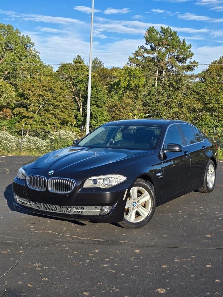 BMW 5-Series  2012