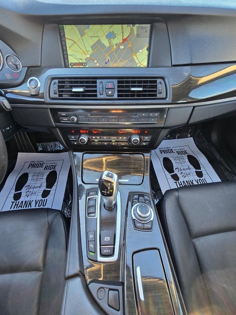 BMW 5-Series  2012