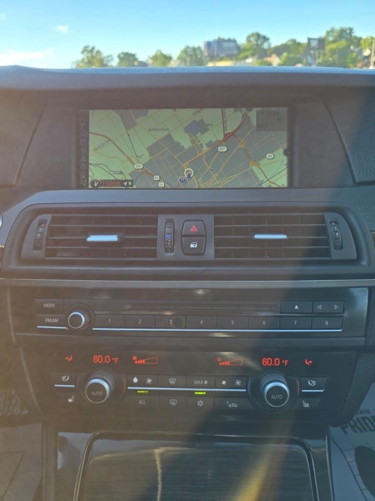 BMW 5-Series  2012