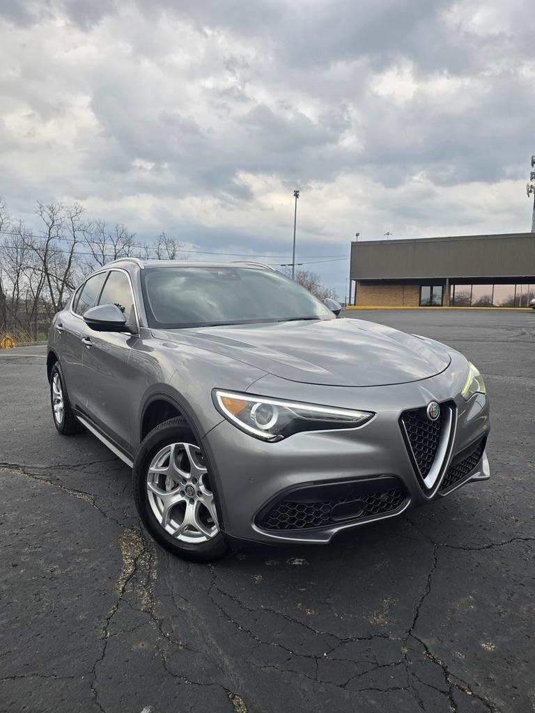 Alfa Romeo Stelvio  2021