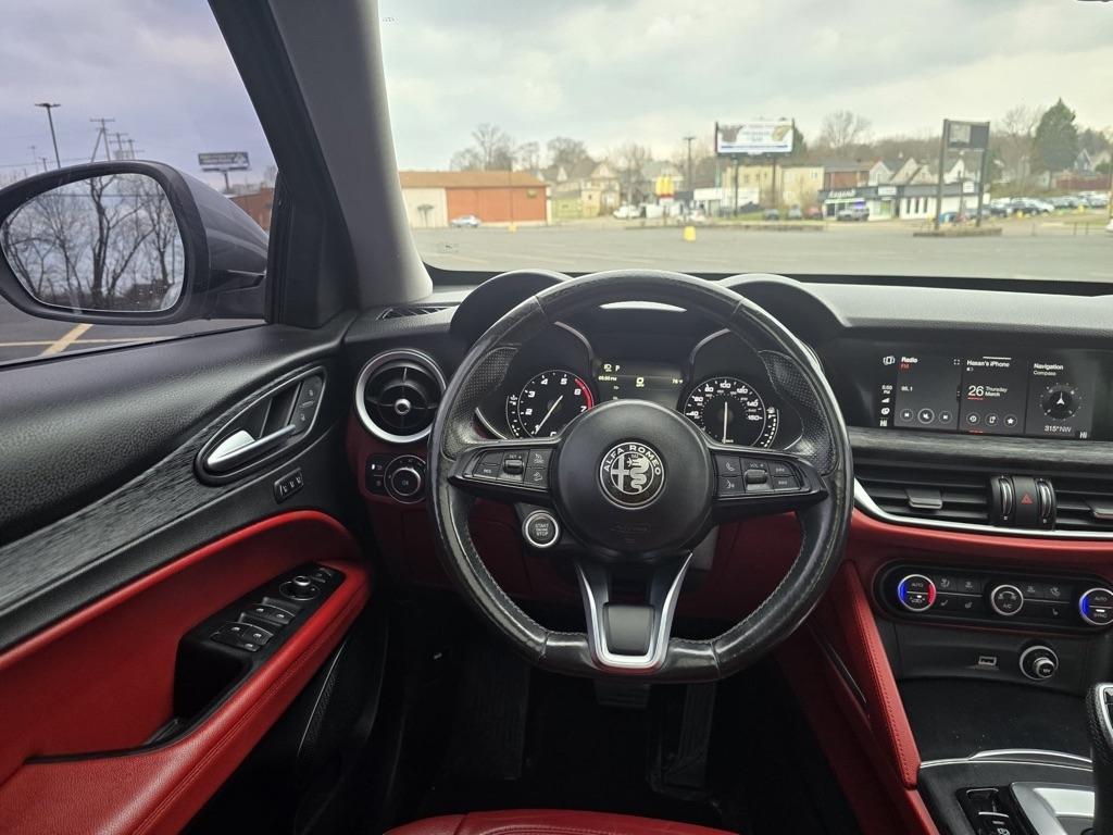 Alfa Romeo Stelvio  2021