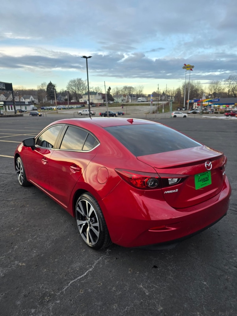 Mazda MAZDA3  2015