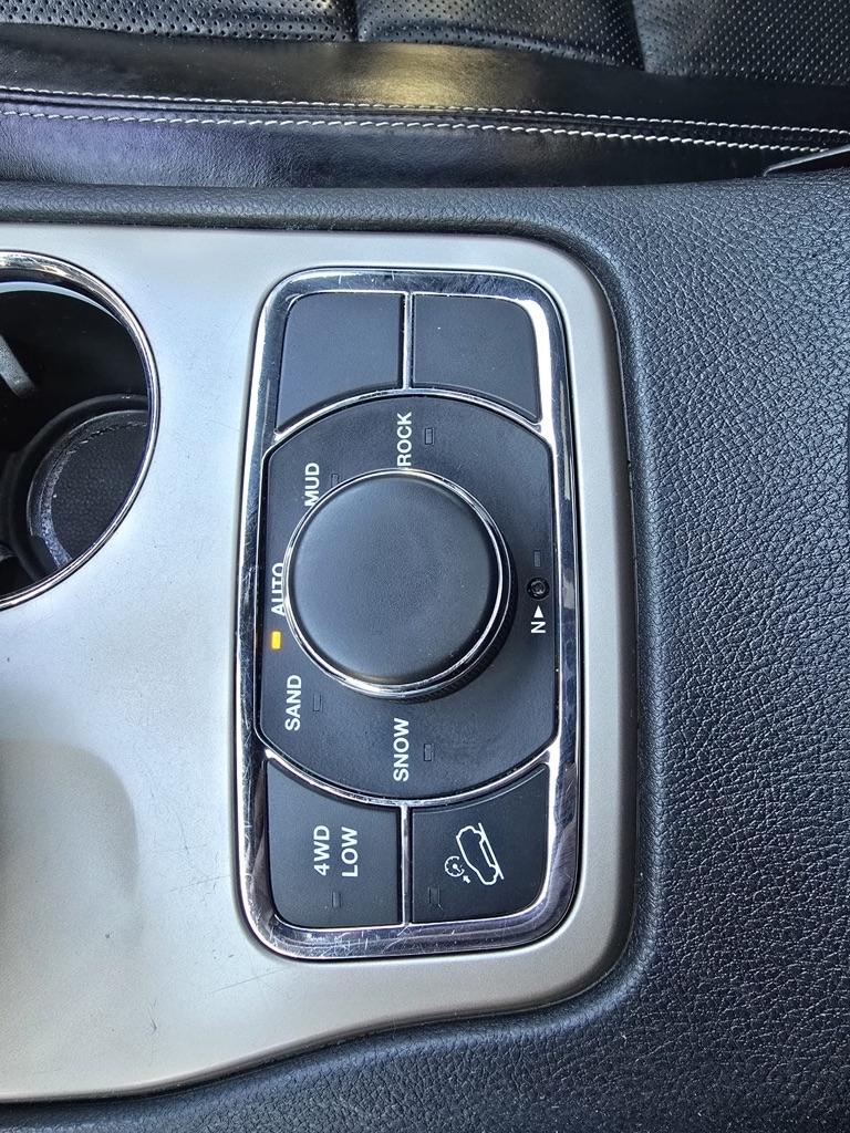 Jeep Grand Cherokee  2015