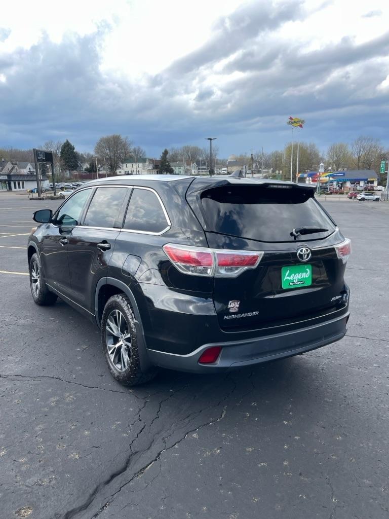 Toyota Highlander  2016
