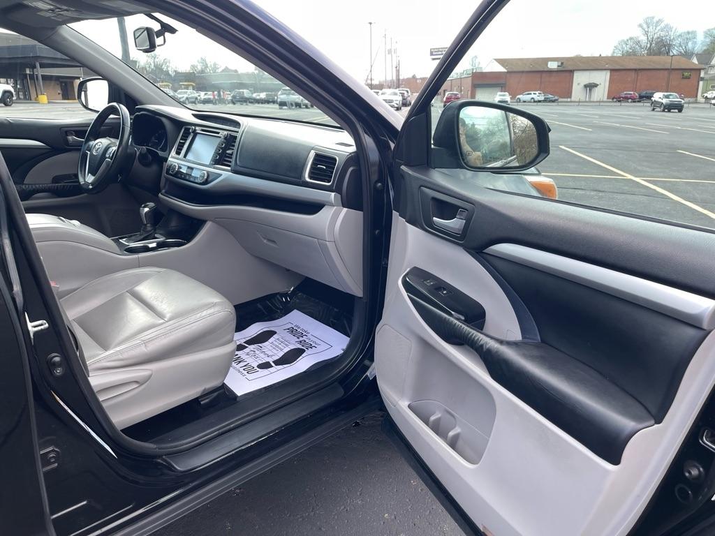 Toyota Highlander  2016