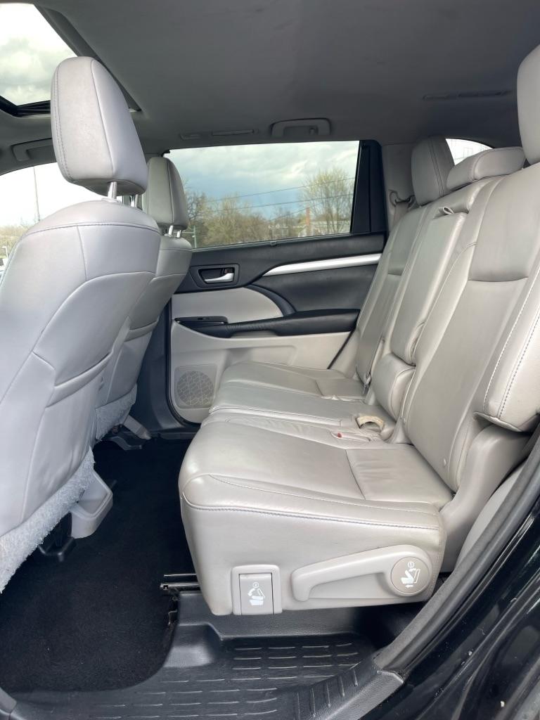 Toyota Highlander  2016