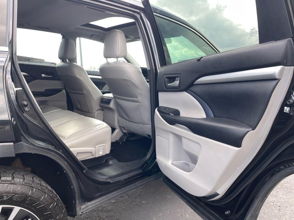 Toyota Highlander  2016