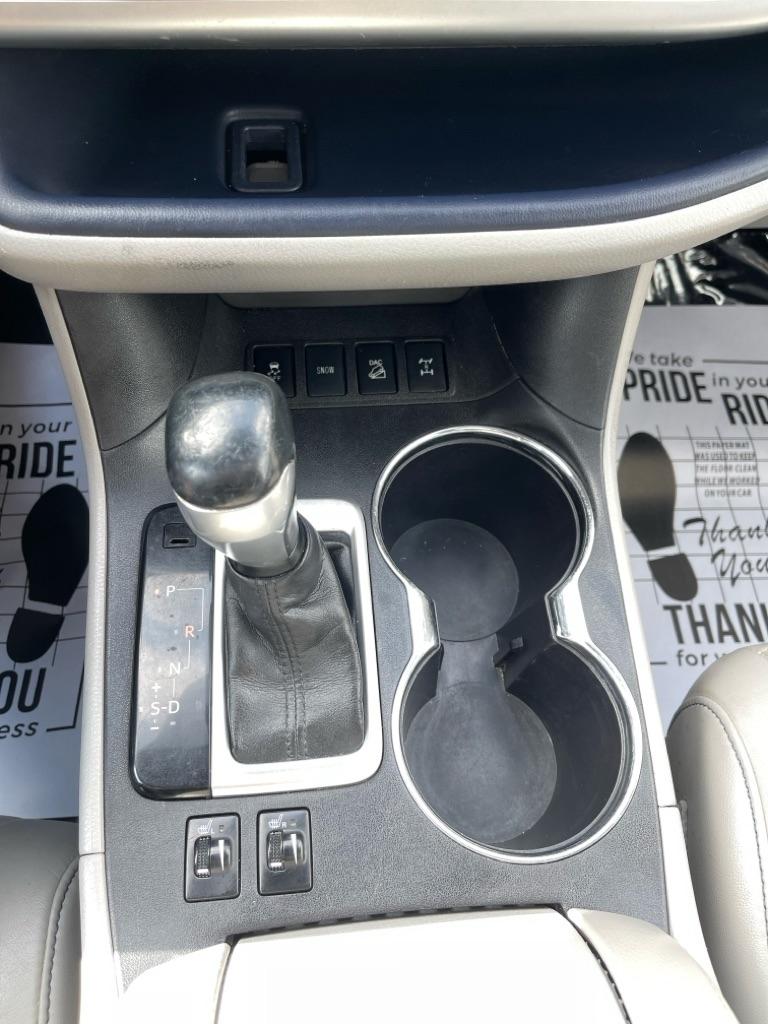 Toyota Highlander  2016