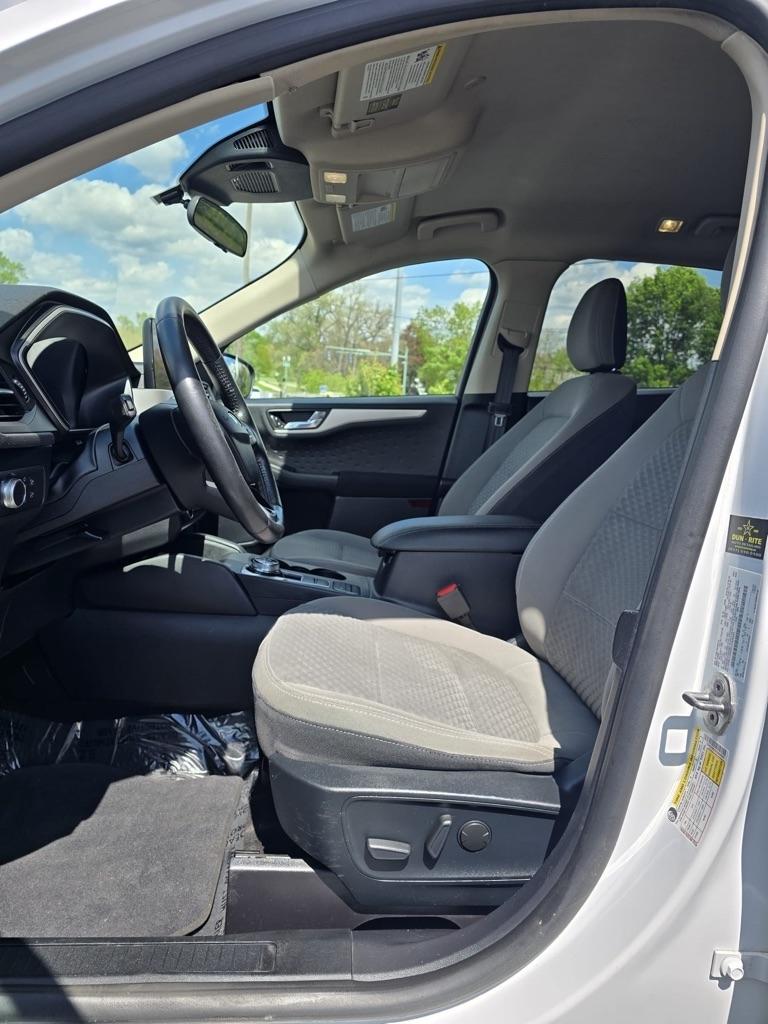 Ford Escape Hybrid  2020