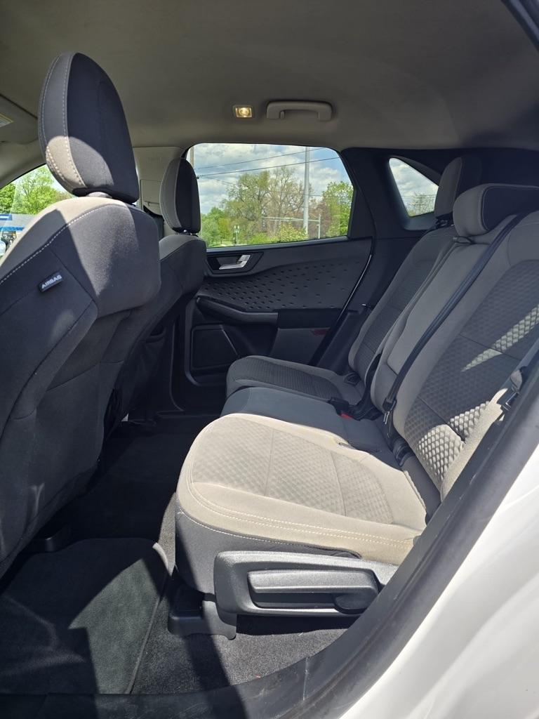 Ford Escape Hybrid  2020