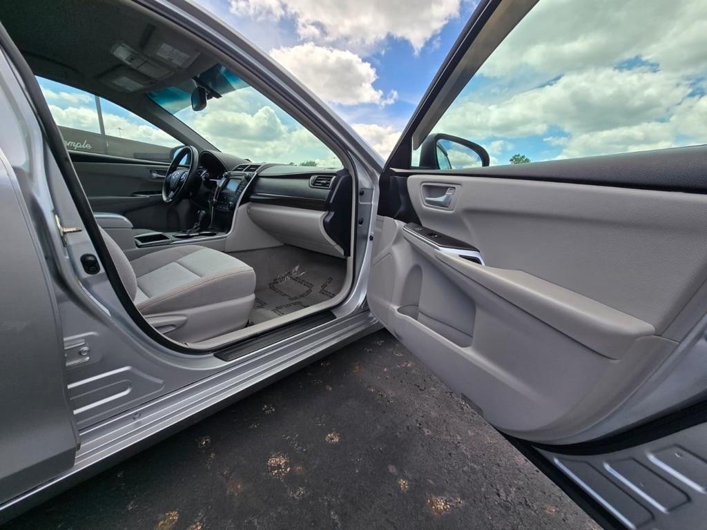Toyota Camry  2016