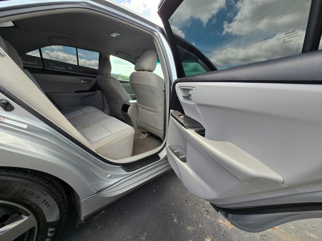 Toyota Camry  2016