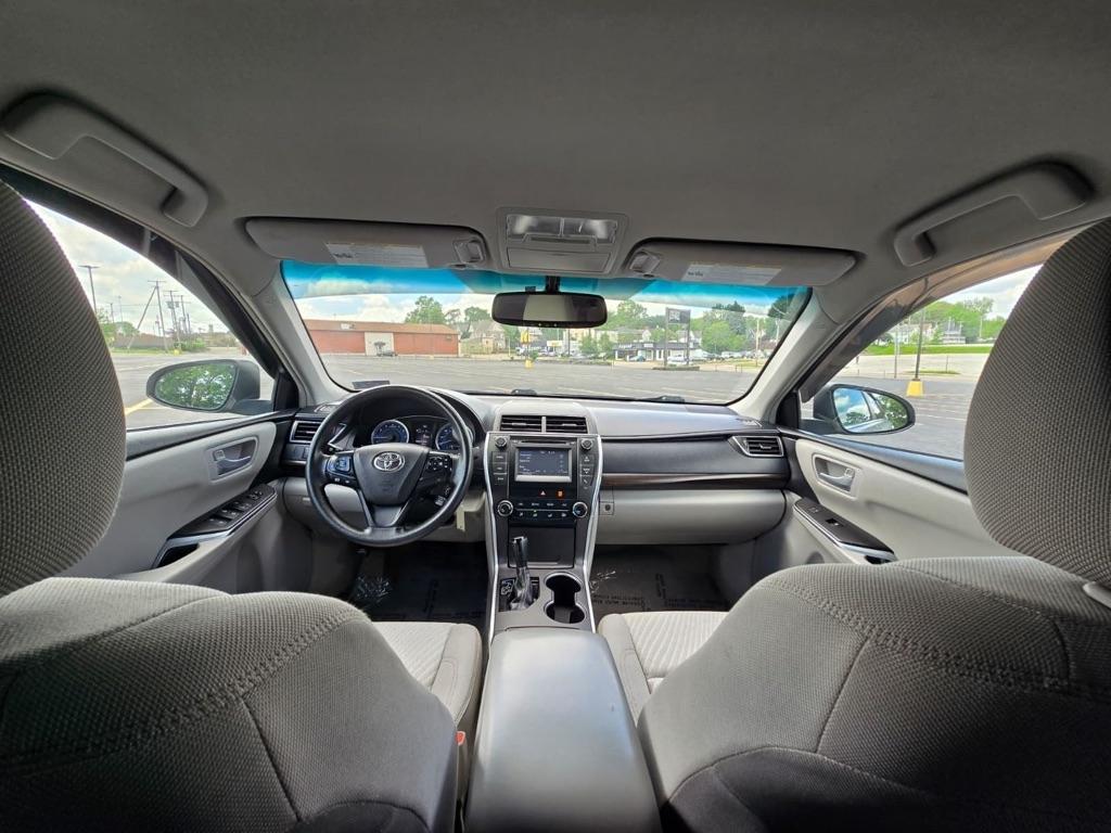Toyota Camry  2016