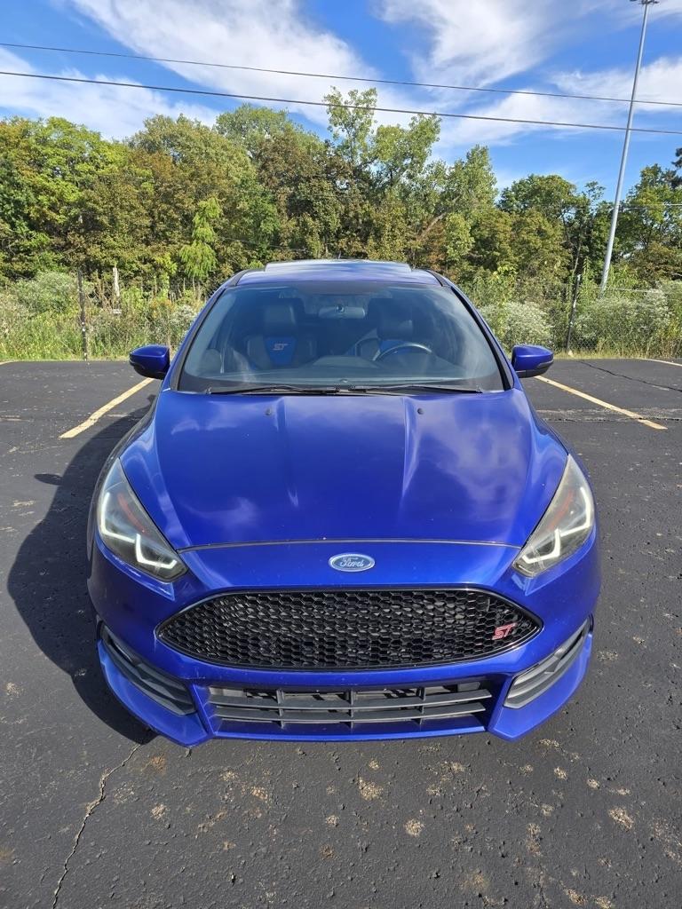Ford Focus  2015