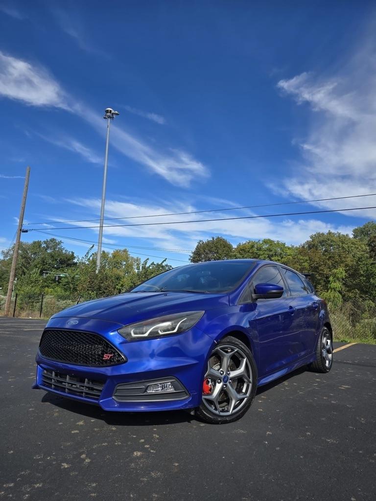 Ford Focus  2015