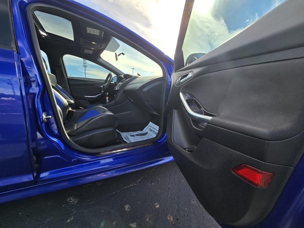 Ford Focus  2015