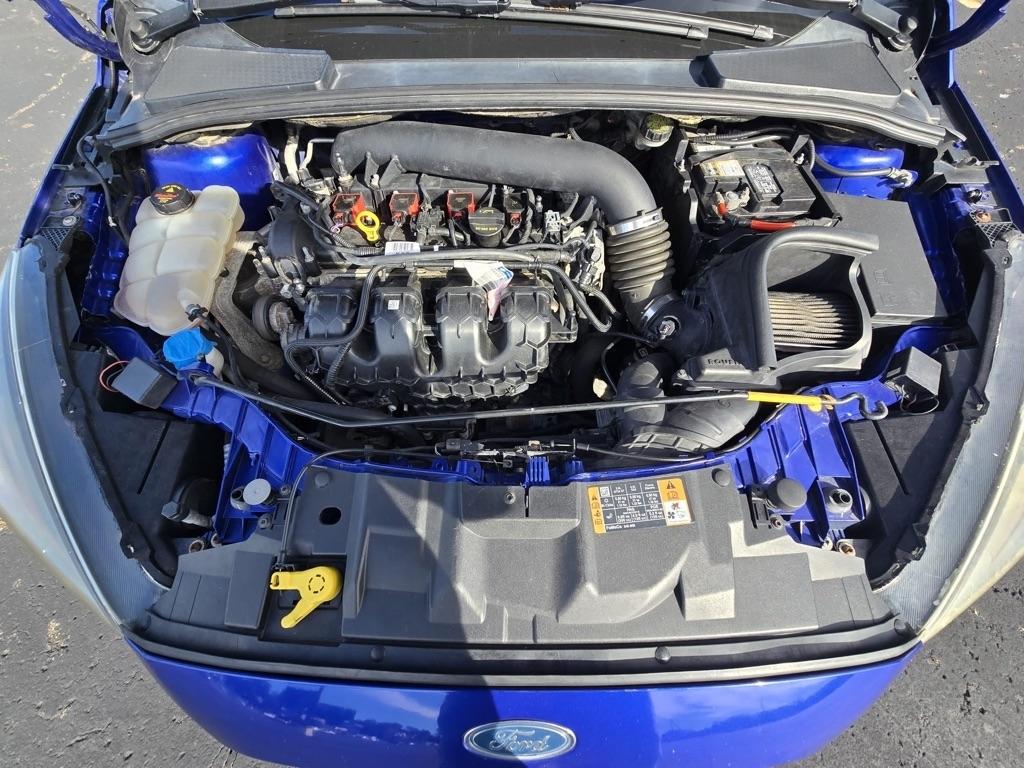 Ford Focus  2015