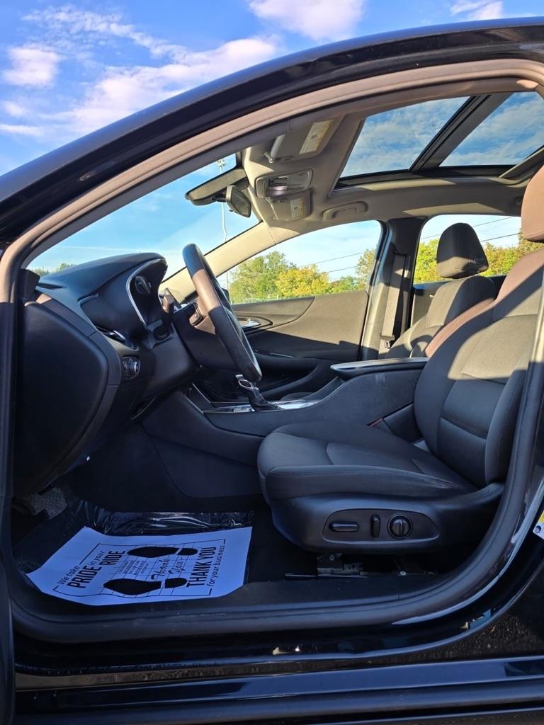 Chevrolet Malibu  2021