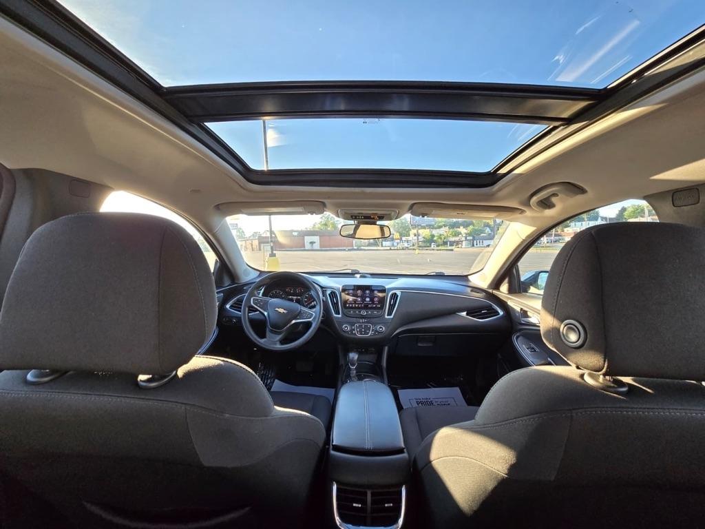 Chevrolet Malibu  2021
