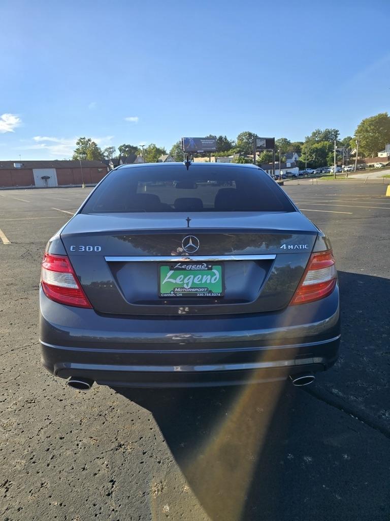 Mercedes-Benz C-Class  2010