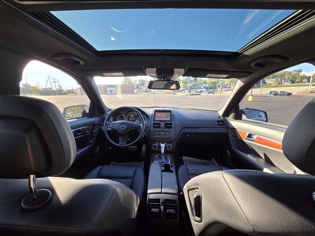 Mercedes-Benz C-Class  2010