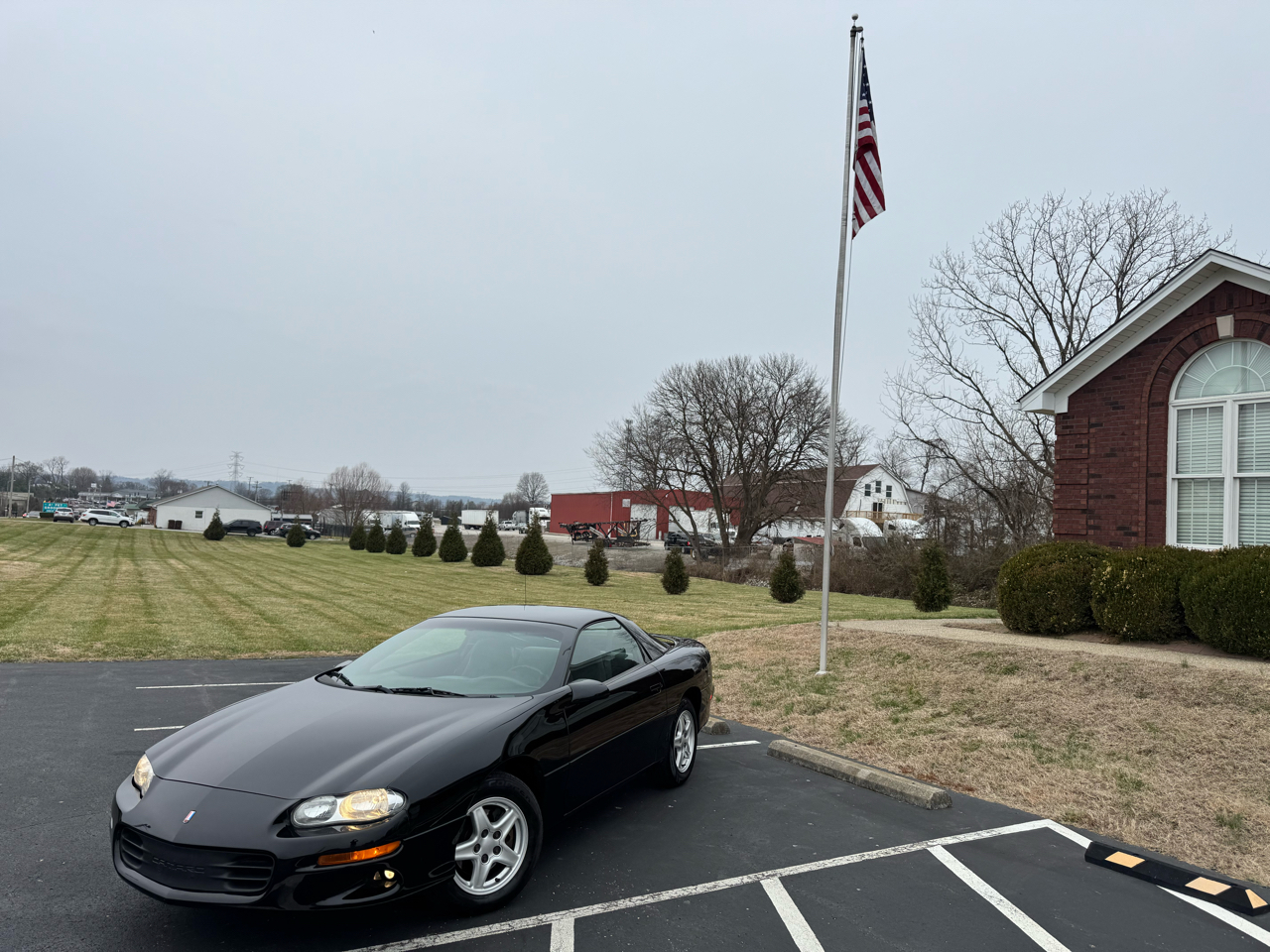 1999 Chevrolet Camaro Base's photo
