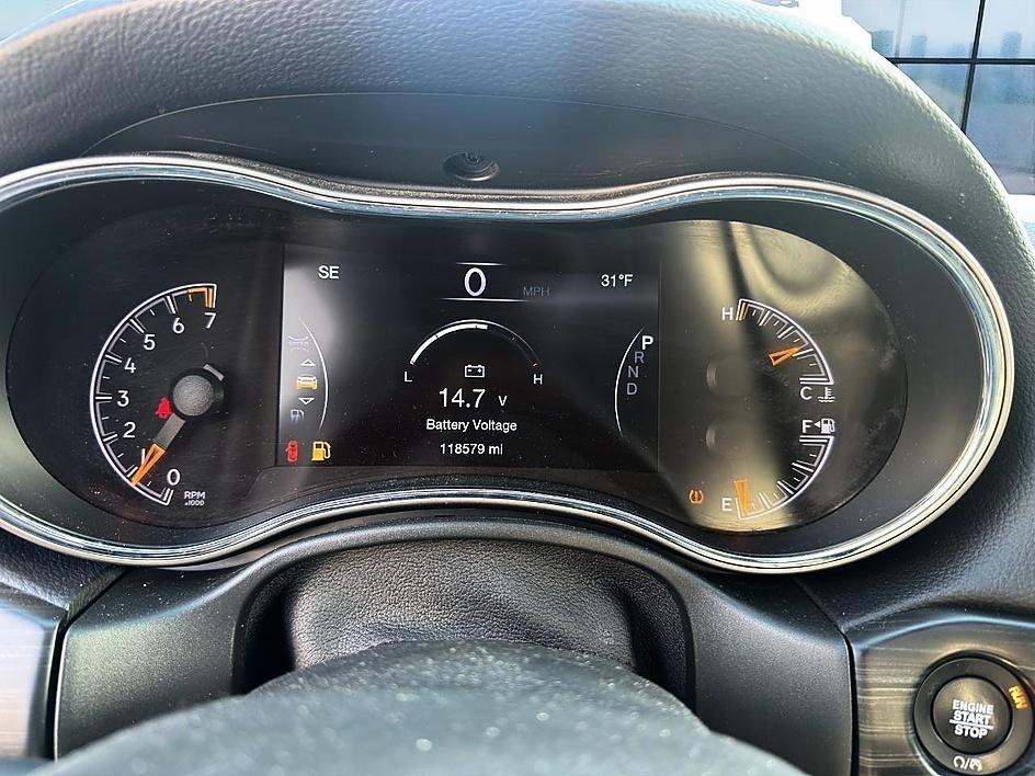 2020 Jeep Grand Cherokee Altitude - Photo 11