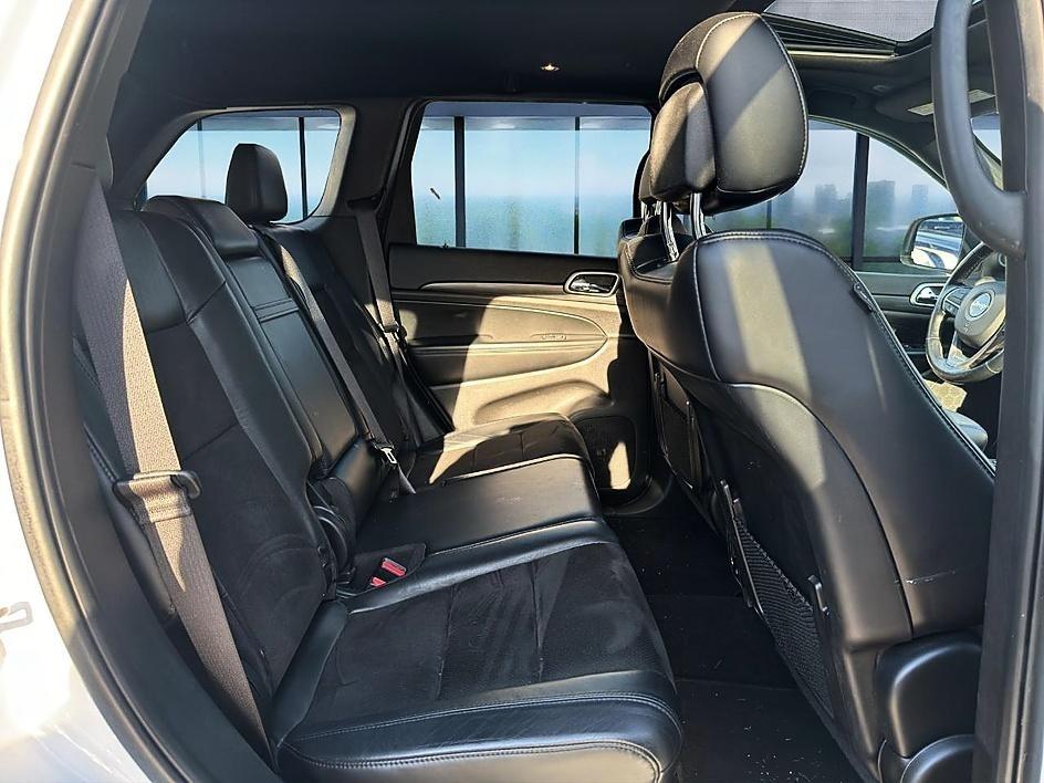 2020 Jeep Grand Cherokee Altitude - Photo 19