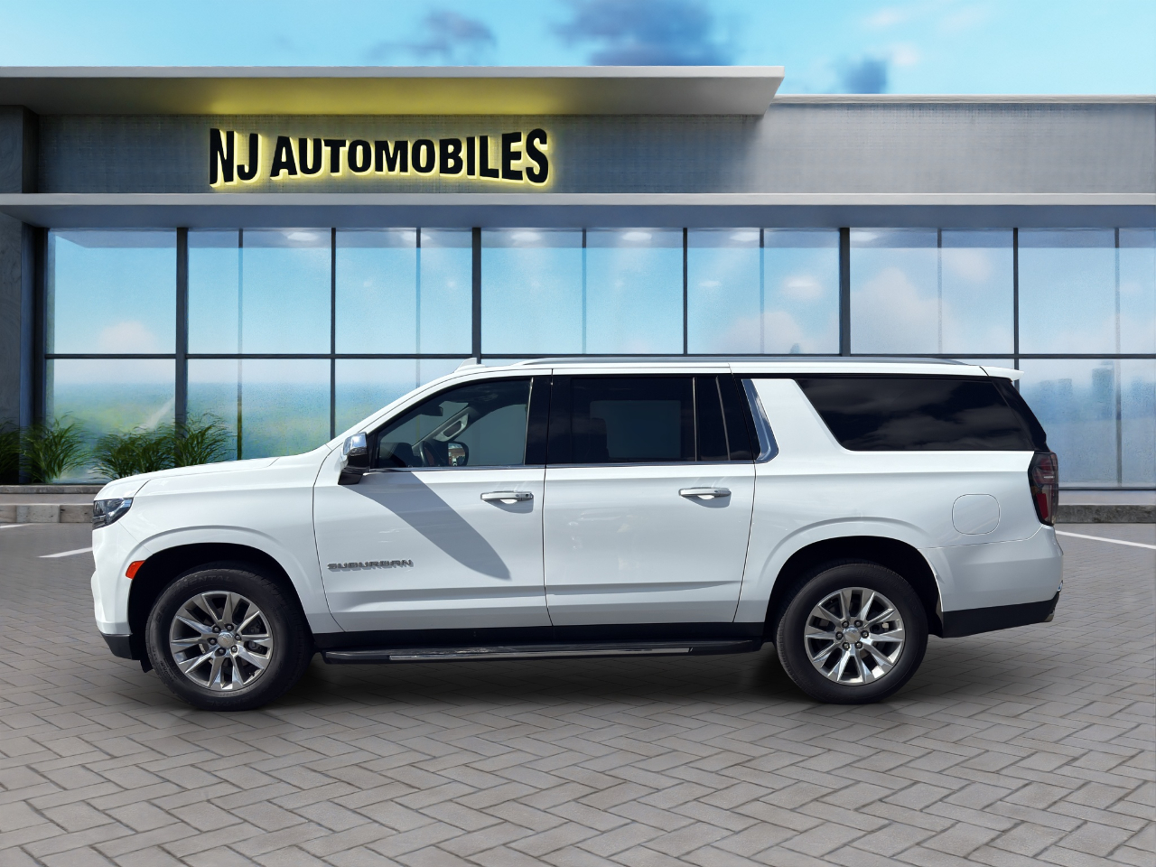 2023 Chevrolet Suburban Premier photo 3
