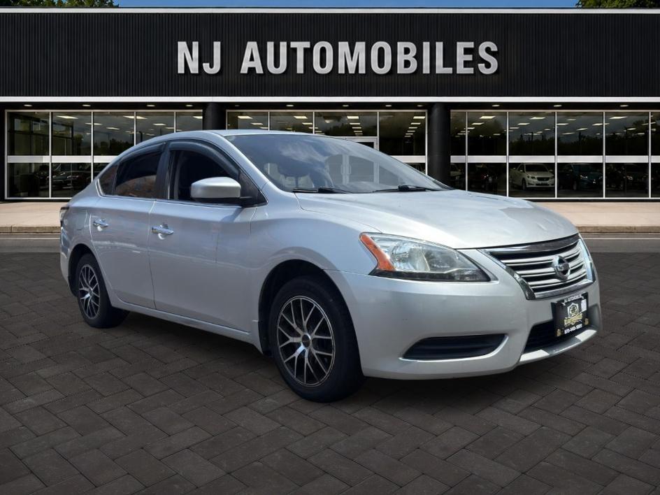 Silver 2015 Nissan Sentra Sedan Front-Wheel Drive 