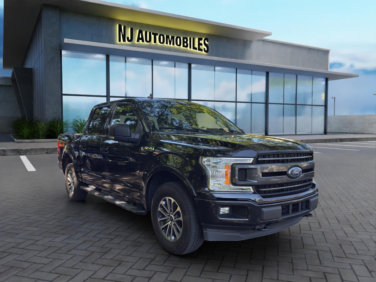 2020 Ford F-150 LARIAT 4WD SuperCrew 5.5' Box
