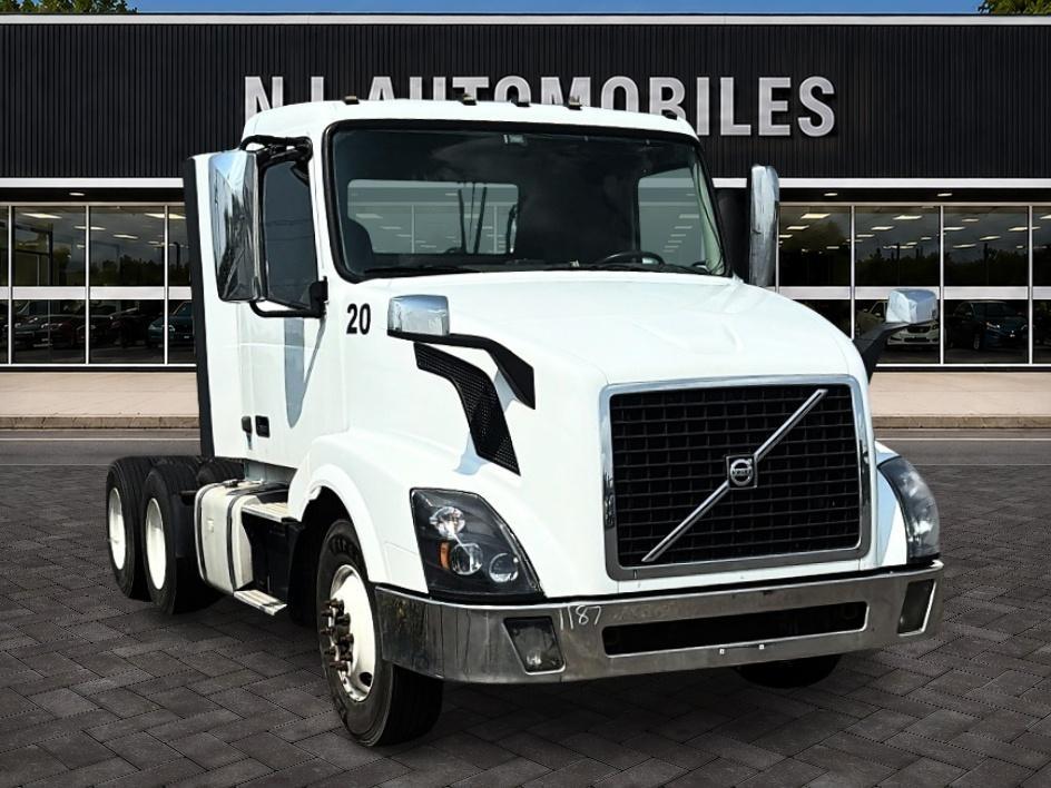 2018 Volvo VNL 