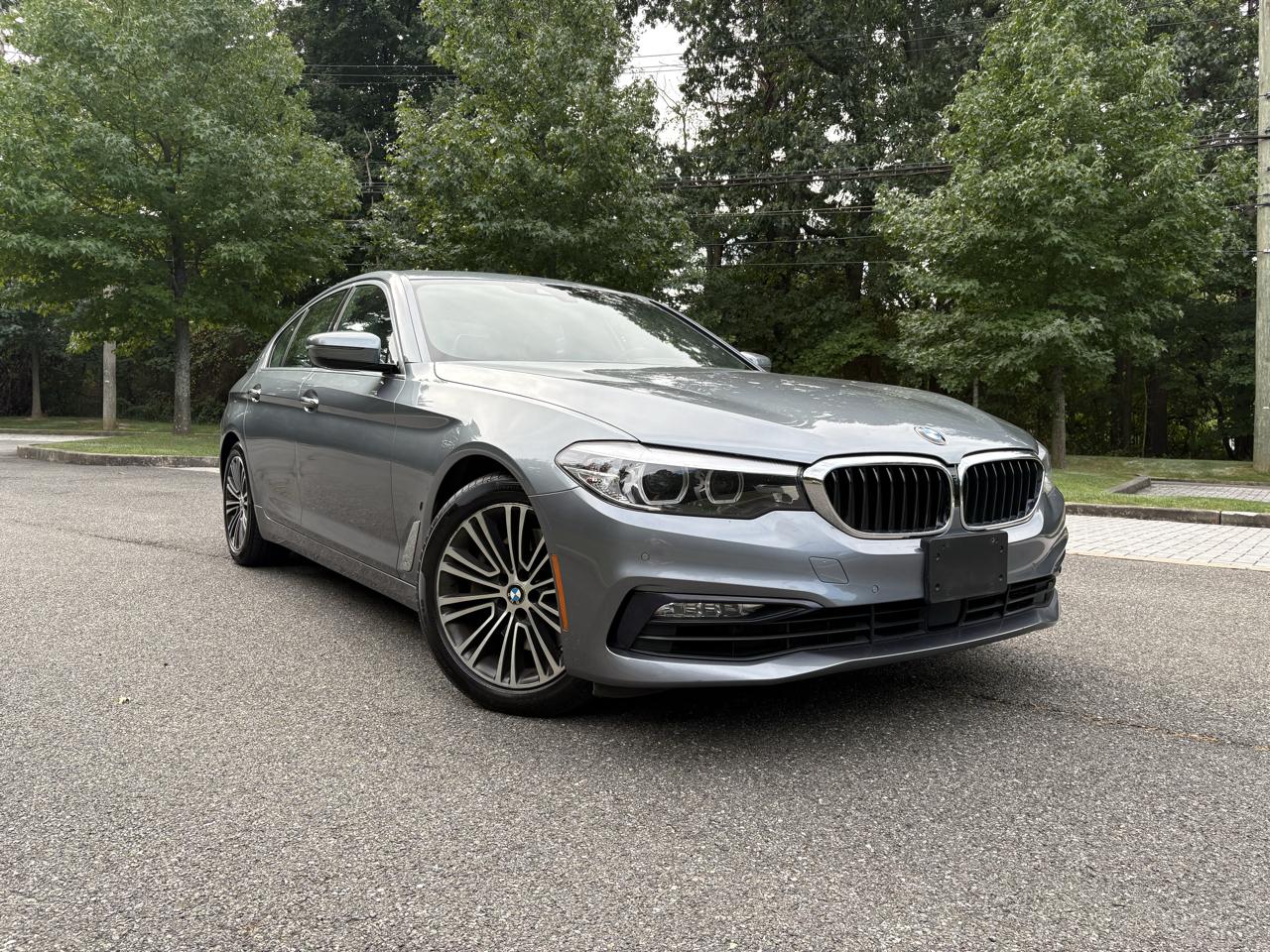 2018 BMW 5 Series xDrive