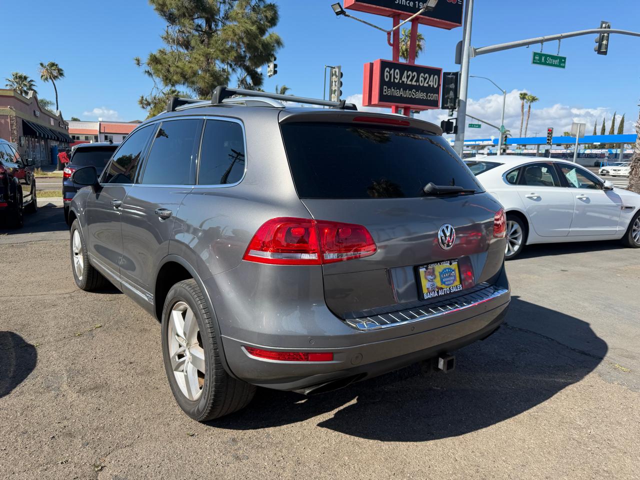 Volkswagen Touareg Hybrid  2012