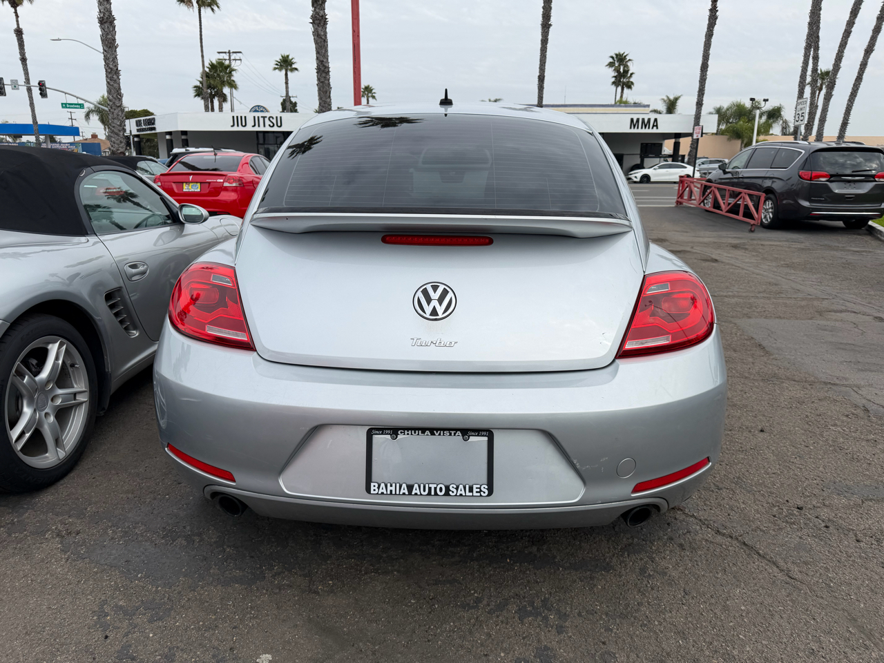 Volkswagen Beetle  2012