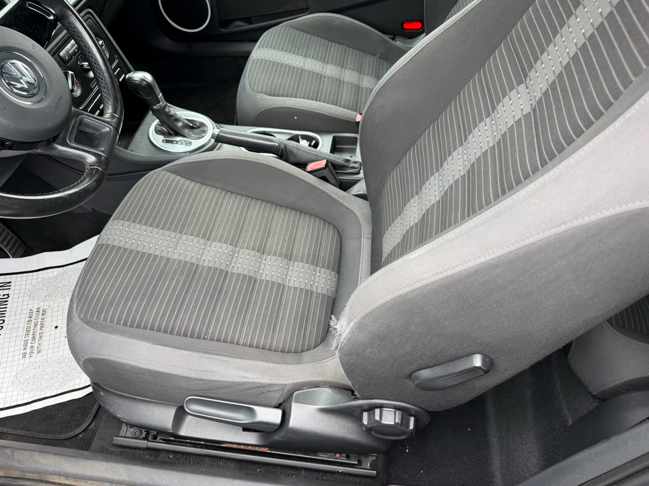 Volkswagen Beetle  2012