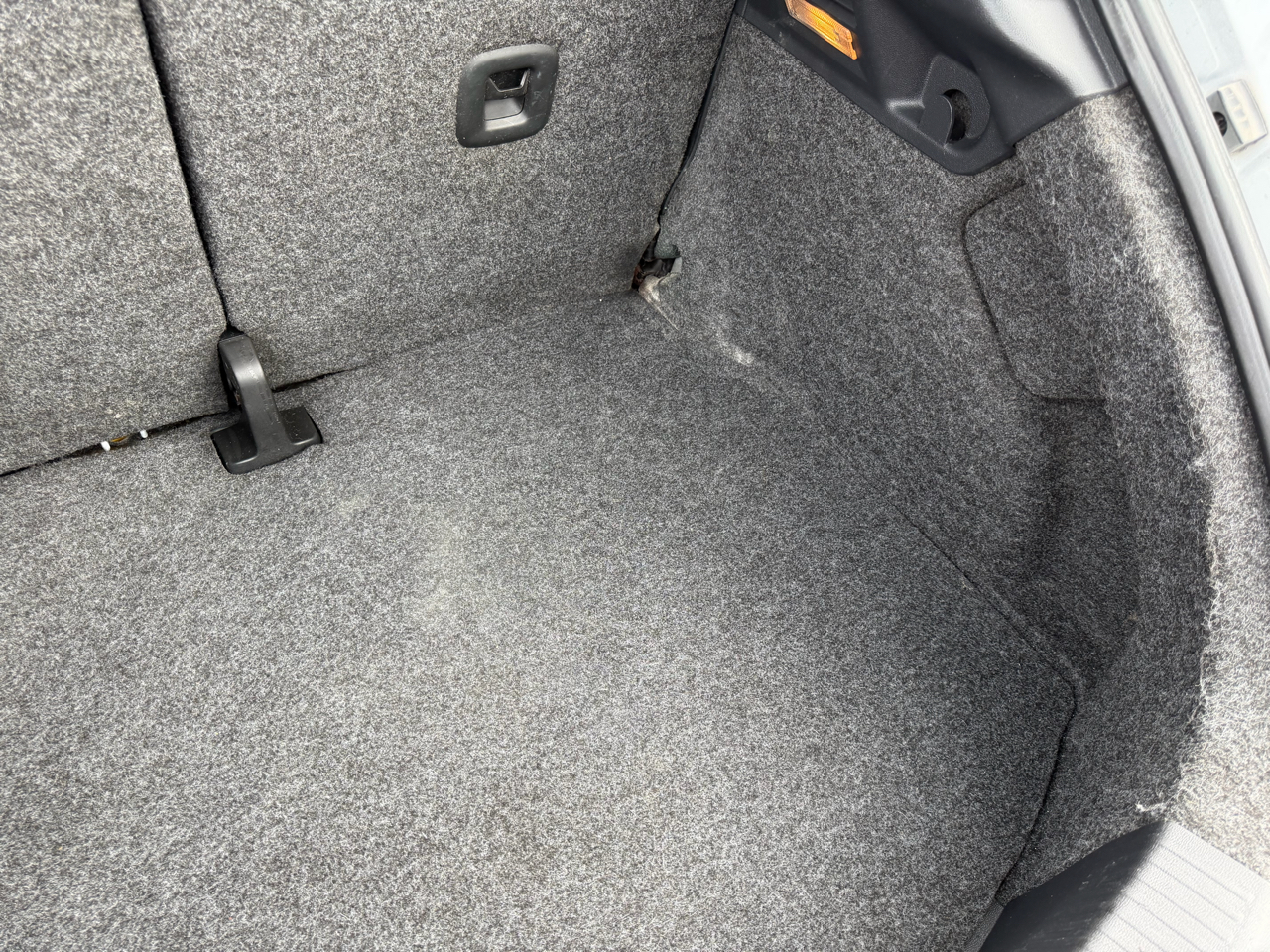 Volkswagen Beetle  2012