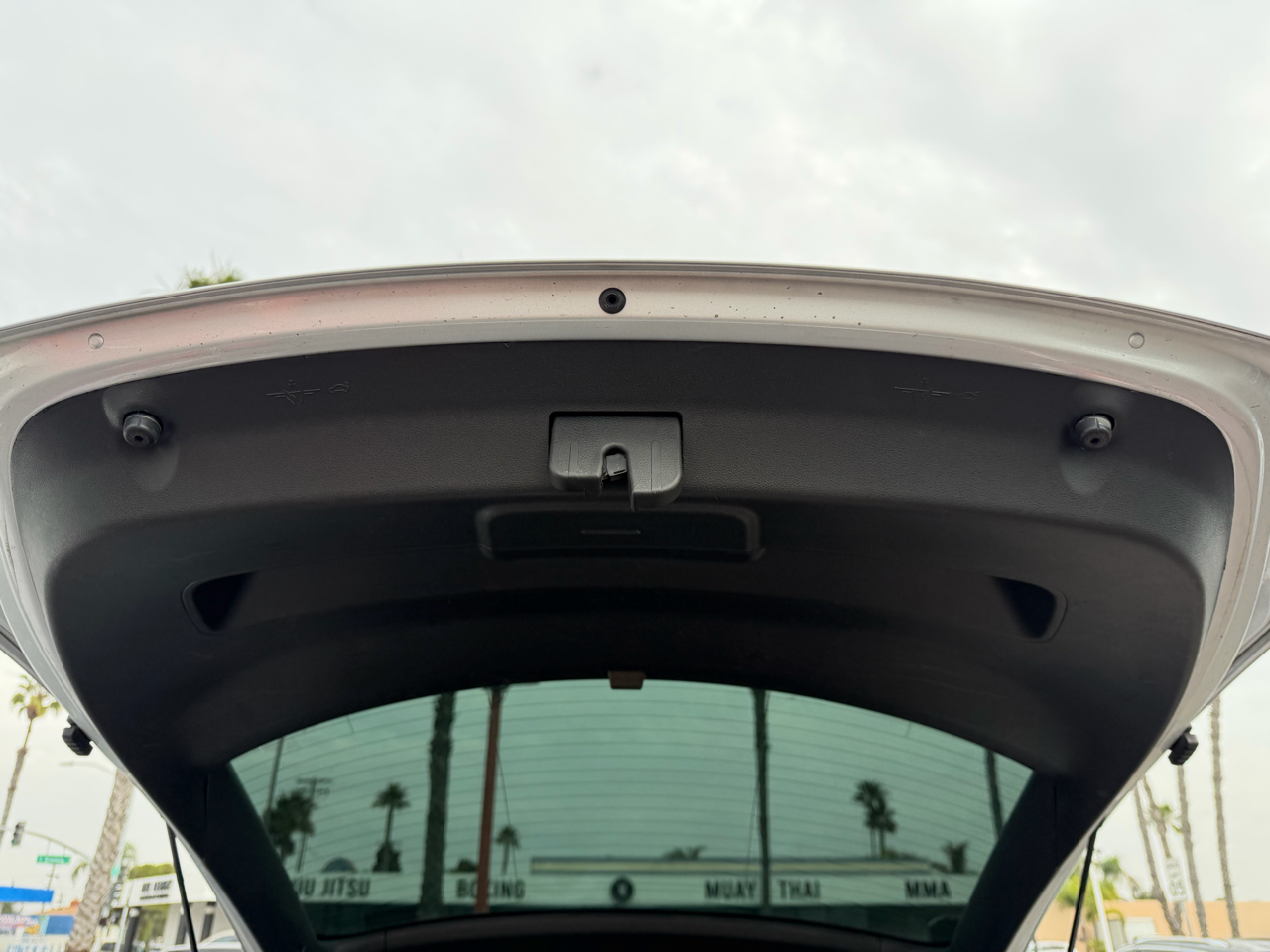 Volkswagen Beetle  2012