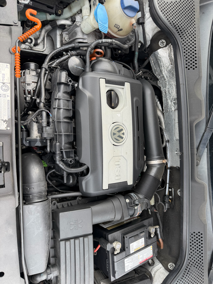 Volkswagen Beetle  2012