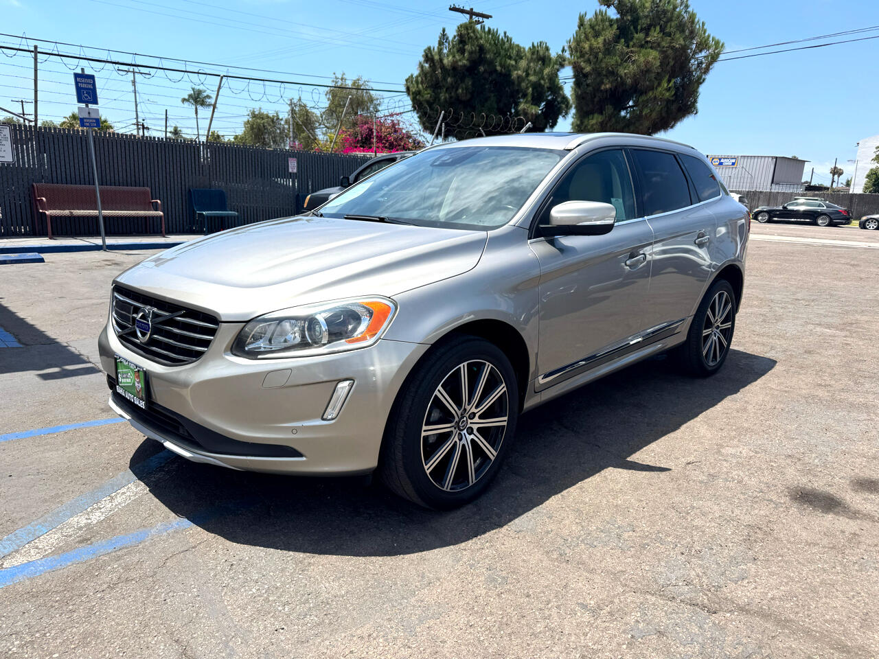 Volvo XC60  2016 Volvo XC60  2016