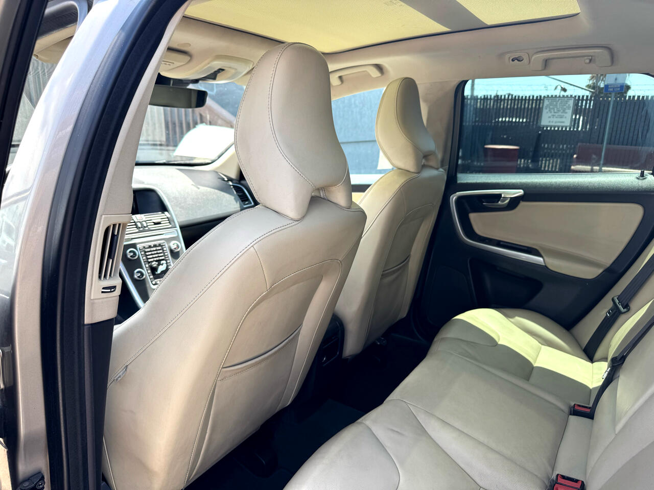 Volvo XC60  2016 Volvo XC60  2016