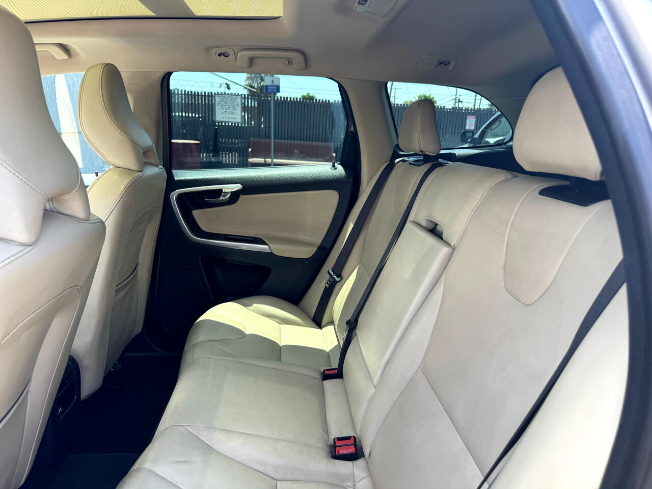 Volvo XC60  2016 Volvo XC60  2016