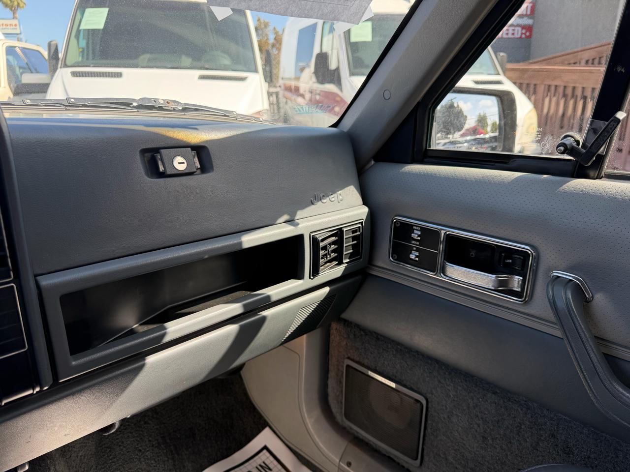 Jeep Cherokee Limited 1989