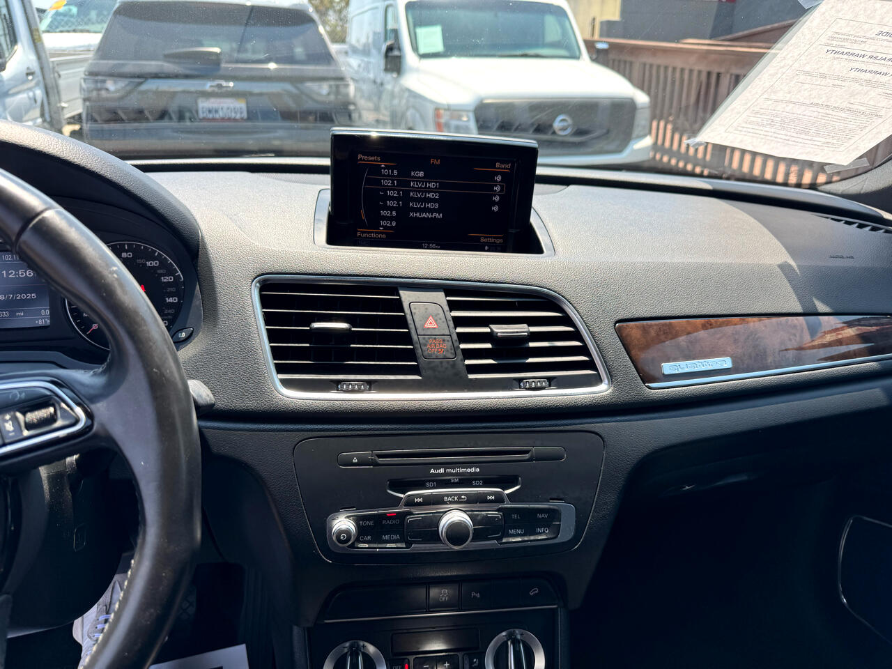 Audi Q3  2015 Audi Q3  2015