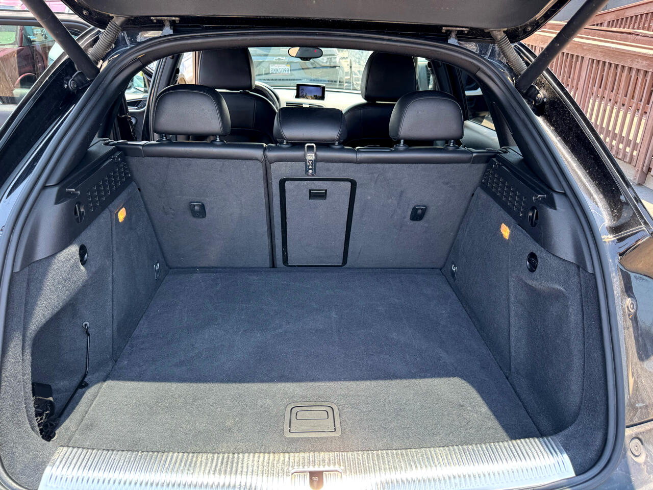 Audi Q3  2015 Audi Q3  2015