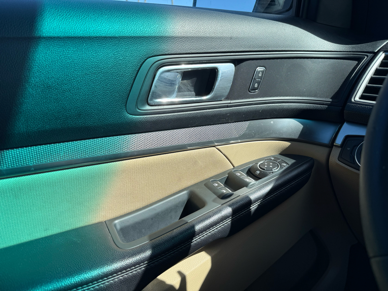 Ford Explorer  2017 Ford Explorer  2017