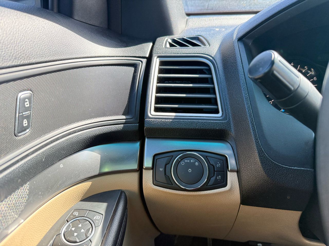 Ford Explorer  2017 Ford Explorer  2017