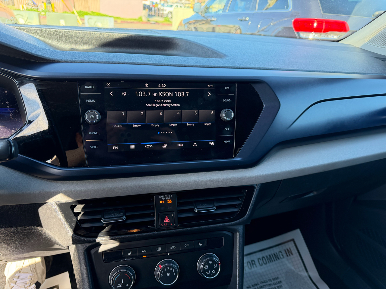 Volkswagen Taos  2022