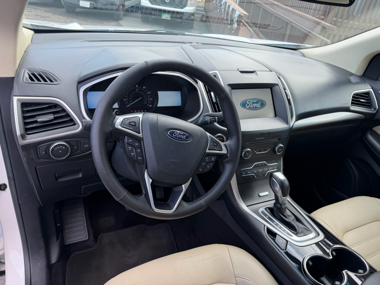 Ford Edge  2015